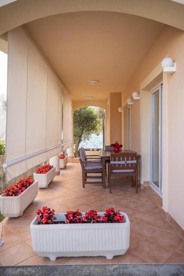 Apartments Kiara Bibinje Esterno foto